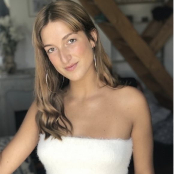 Meet your Posher, Anne - Picture 3 of 3